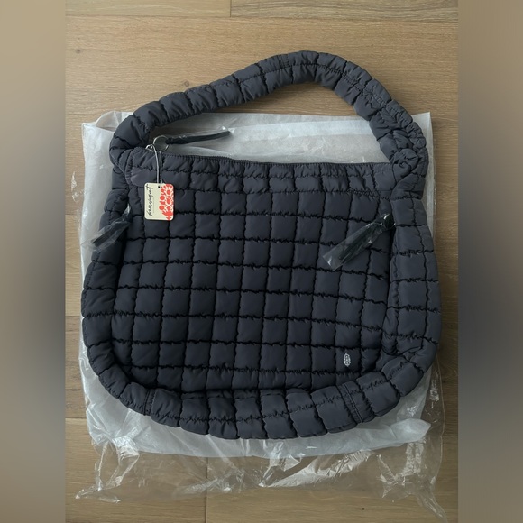 ‼️SOLD‼️ Free People Movement Carryall Bag - Picture 1 of 8